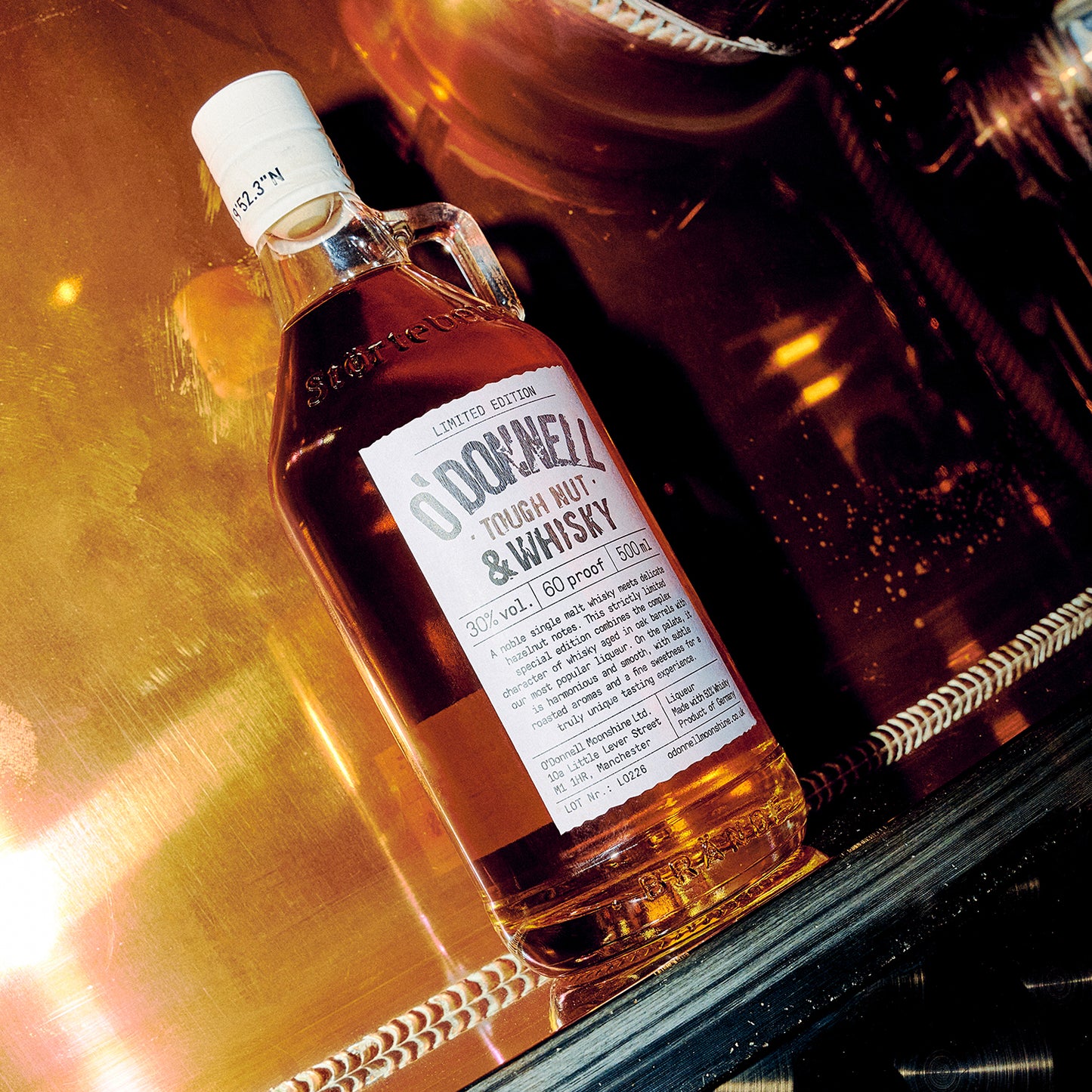 Whisky x Tough Nut with 2 Tumblers