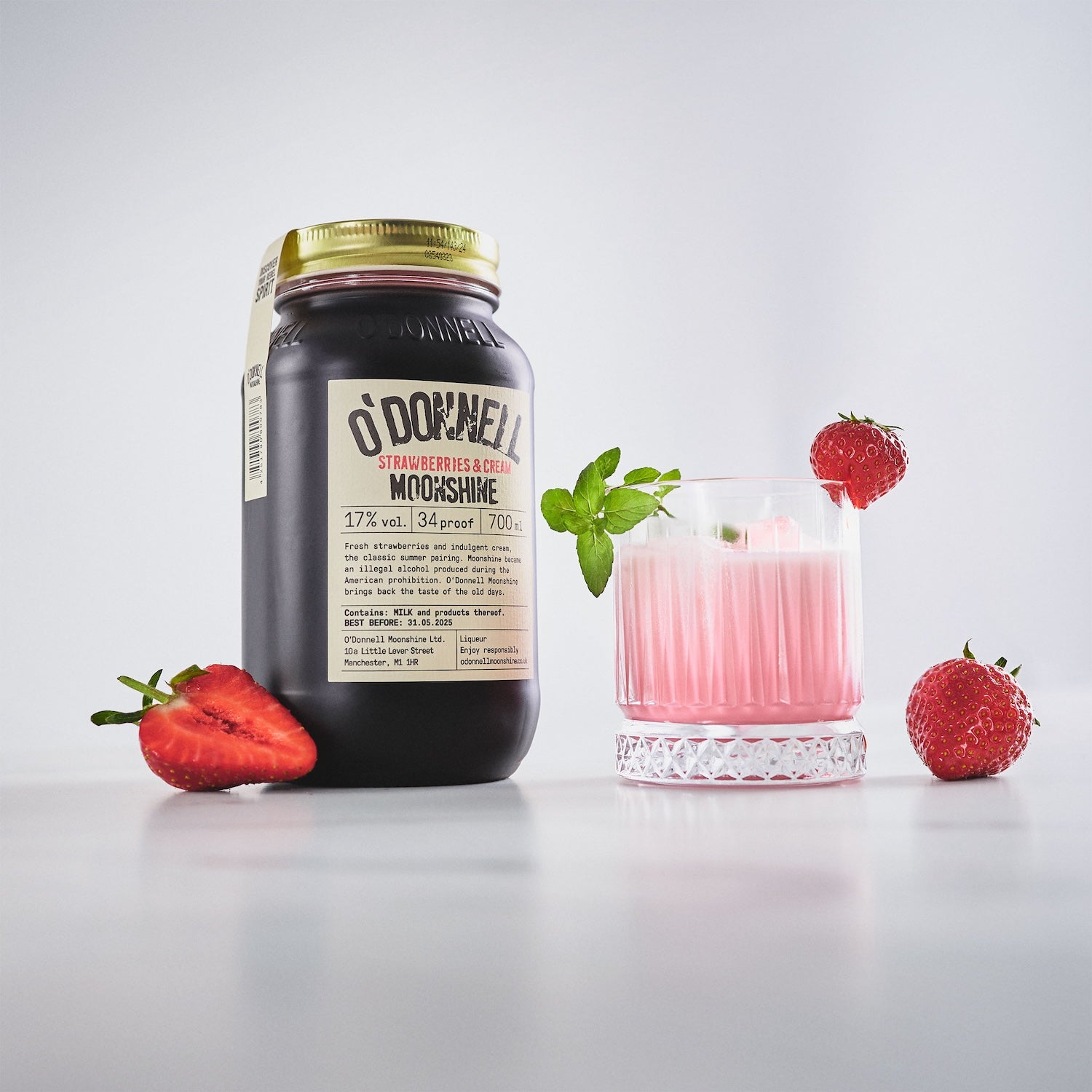 Strawberries and cream moonshine with cocktail