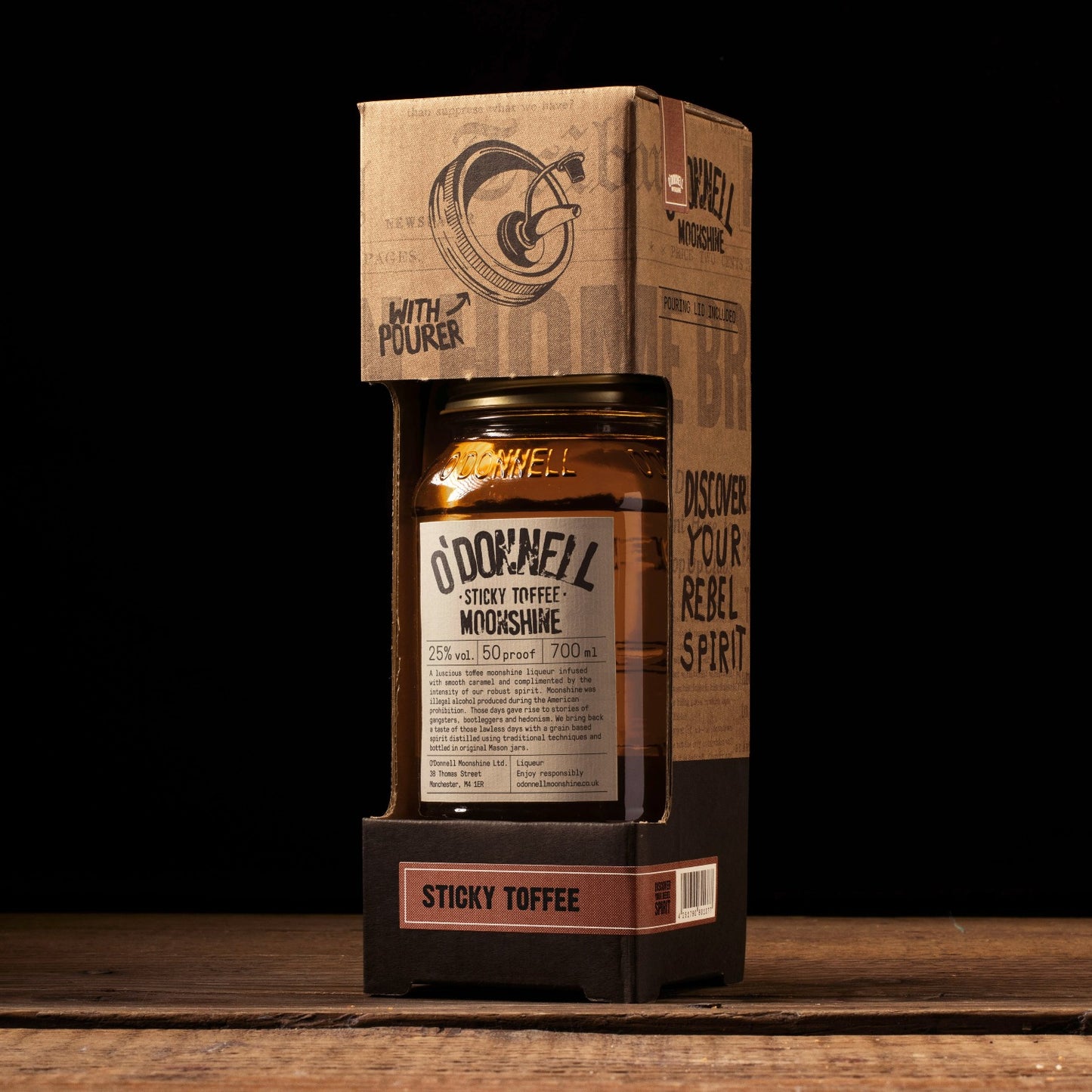 sticky toffee gift set with pouring lid included